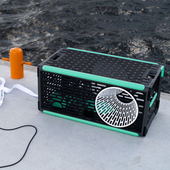 Being Buoyant: Fremmer human hummerfangst