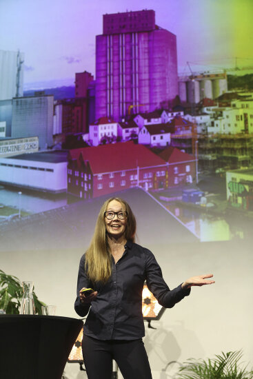 Siv Helene Stangeland