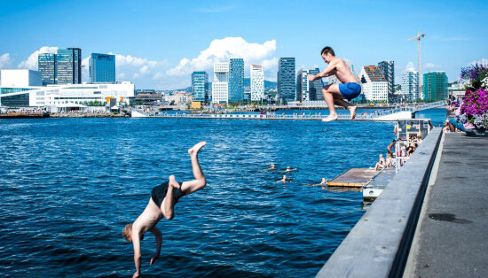 Oslo Green Capital, swimming in the fjord.